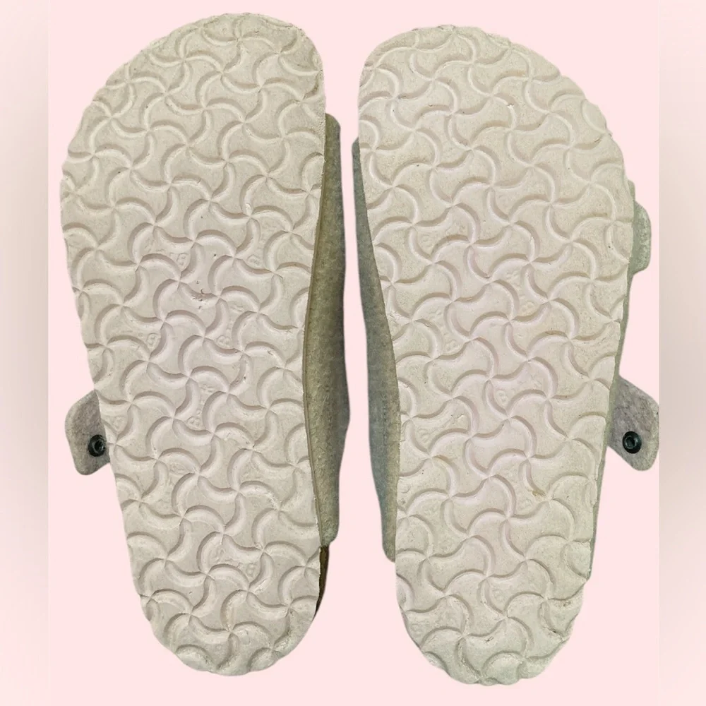 Birkenstock Arizona Happy Lamb Kids Soft Pink Size 29 (11-11.5) EUC